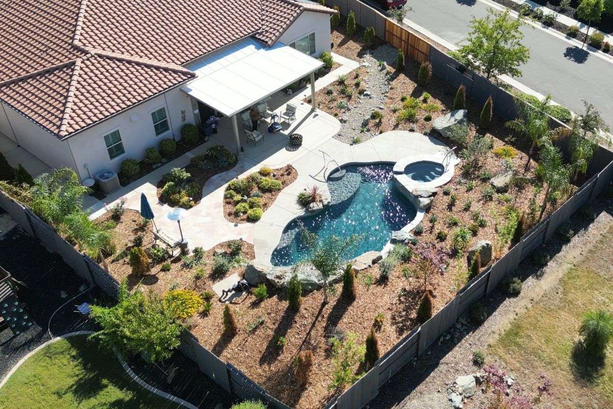 Davis Swimming Pool Builder Geremia Pools & Landscaping